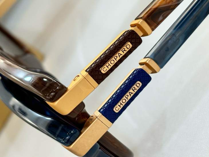 Picture of Chopard Sunglasses _SKUfw66220399fw
